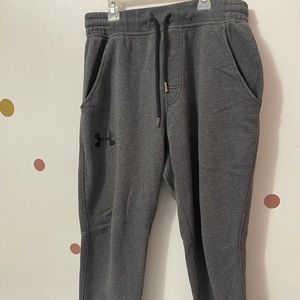 Under Armour grey men’s sweatpants